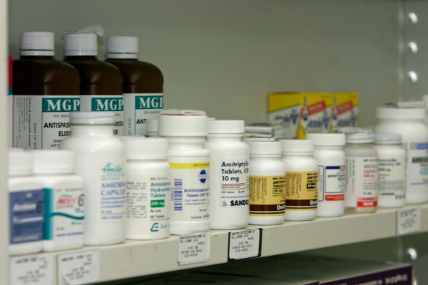 Pharmacies / Health Shops